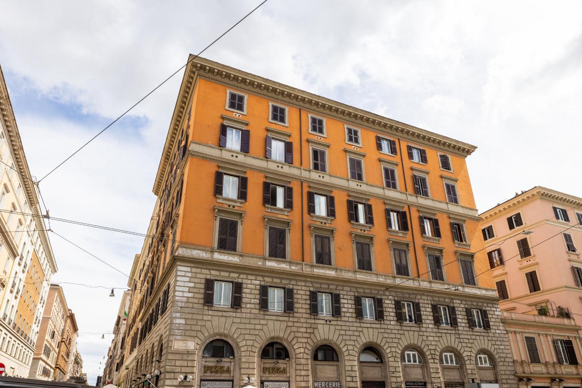 Domus Giulia Roma